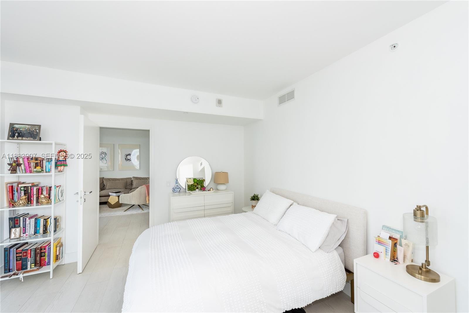 1300 Brickell Bay Drive 708, Miami, FL 33131 photo 11