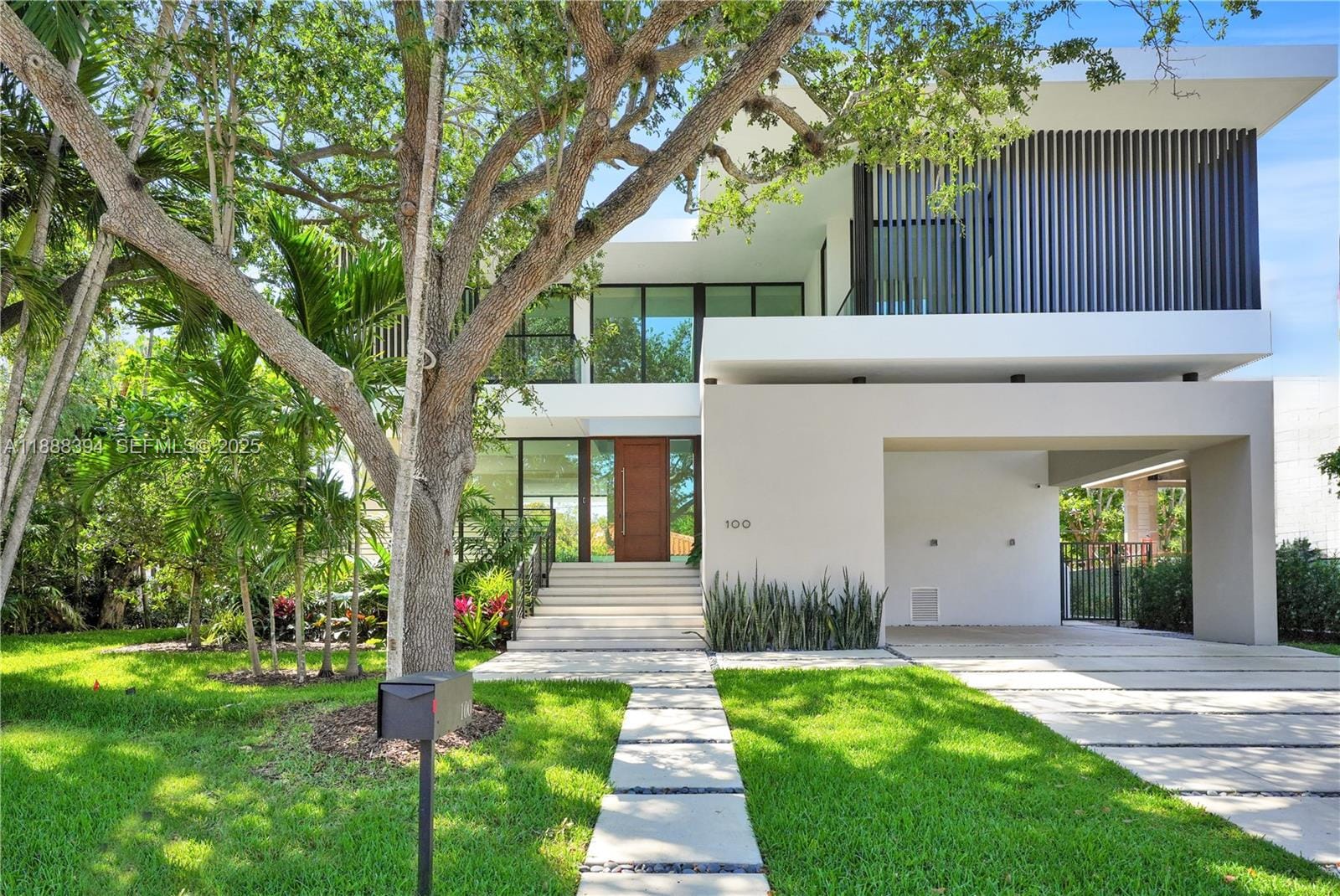 100 Hampton Lane, Key Biscayne, FL 33149 photo 3