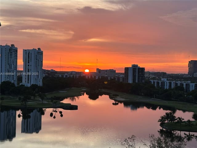 20185 E Country Club Drive 1409, sold in The Landmark Condo, Aventura, FL