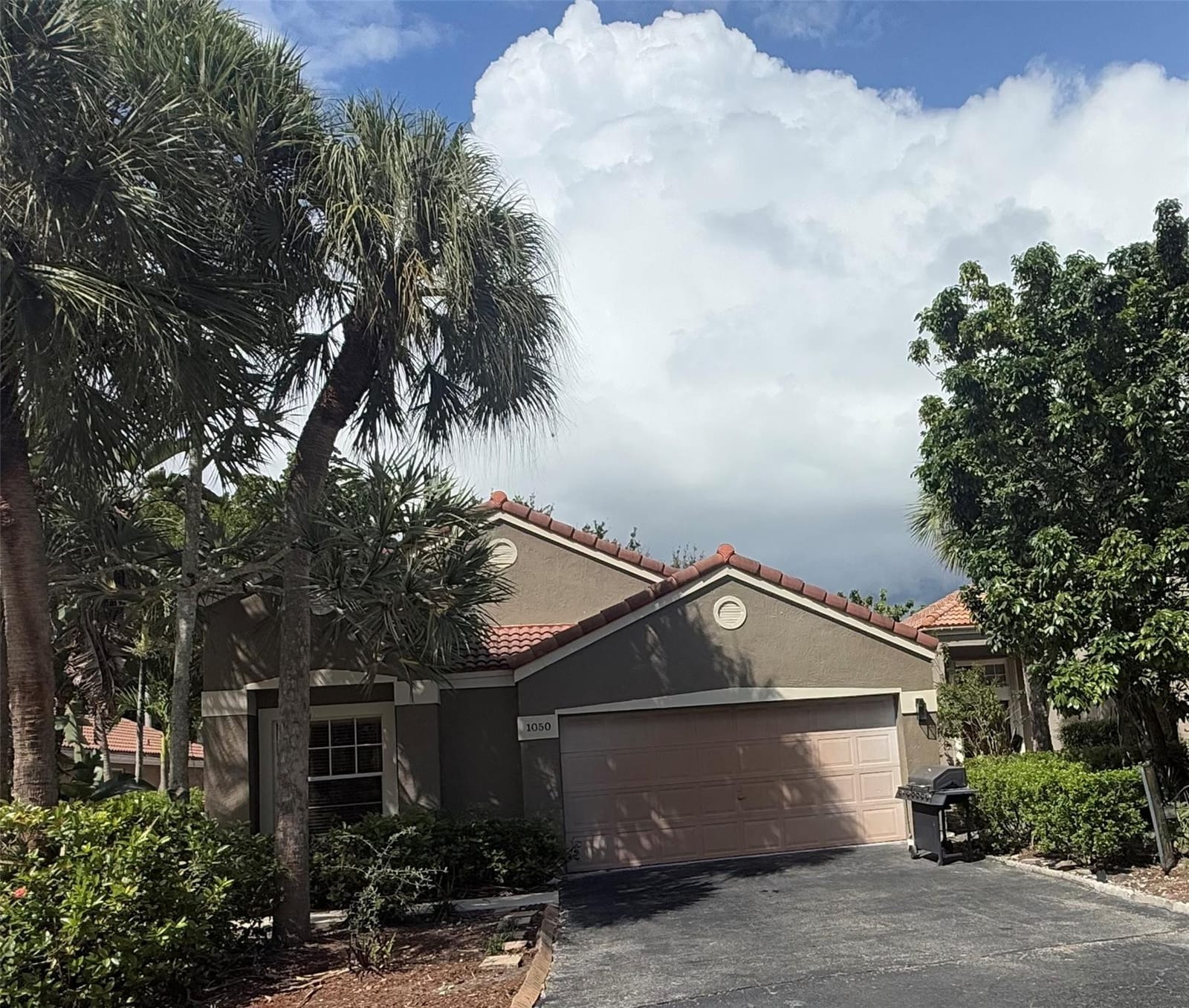 1050 108th Avenue, Plantation, FL 33322