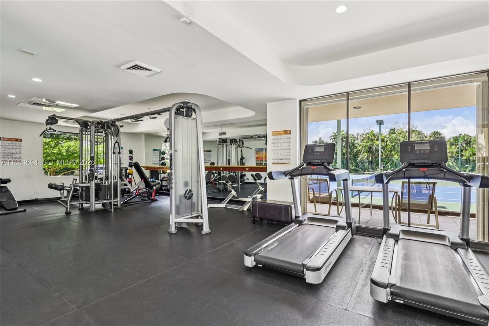20191 E Country Club Drive 1102, Aventura, FL 33180 photo 25