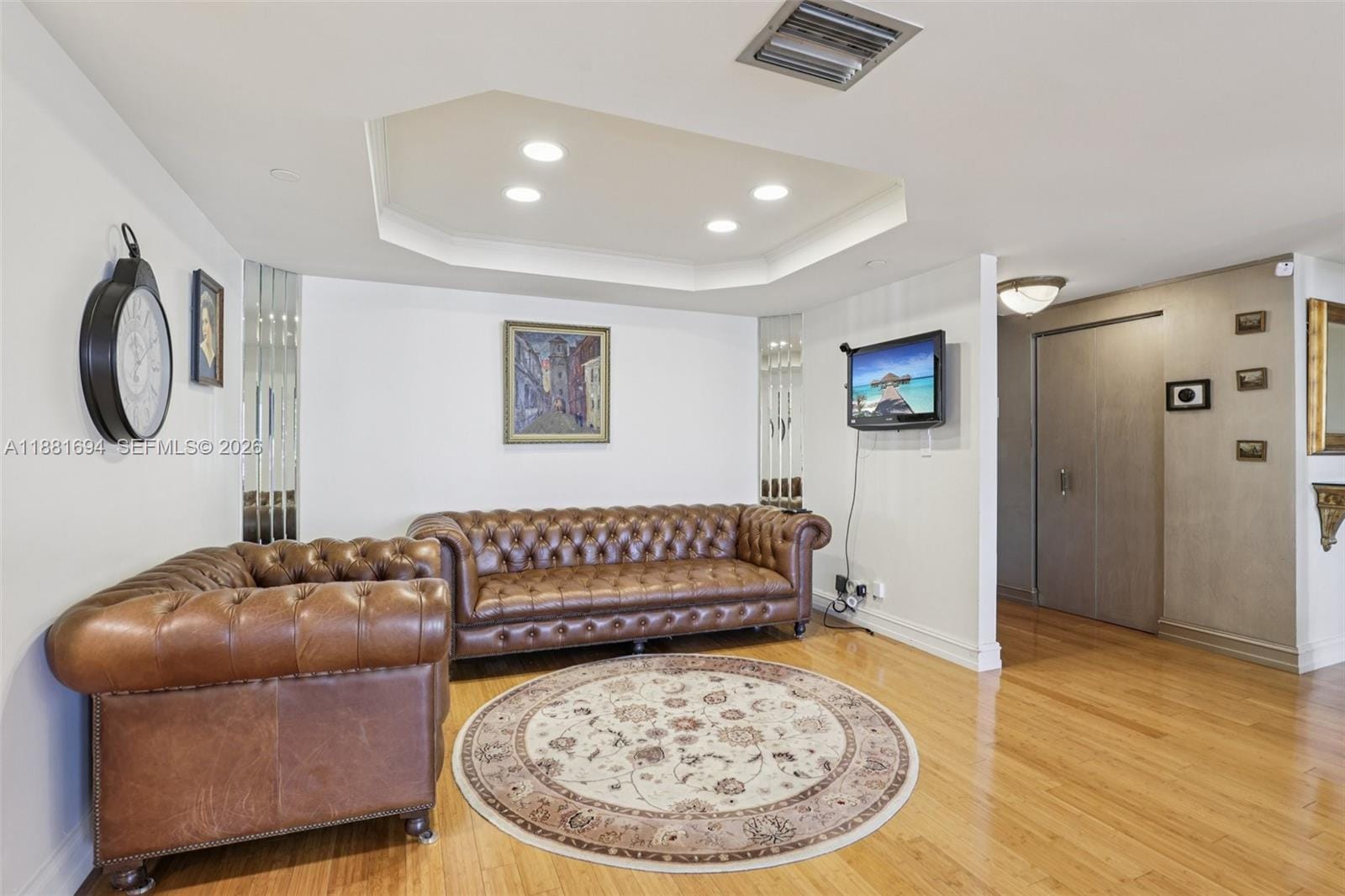 20191 E Country Club Drive 1102 — photo 7