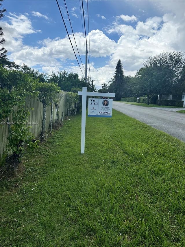 9840 SW 60th Street, sold in Miller Drive Ests 1st, Miami, FL