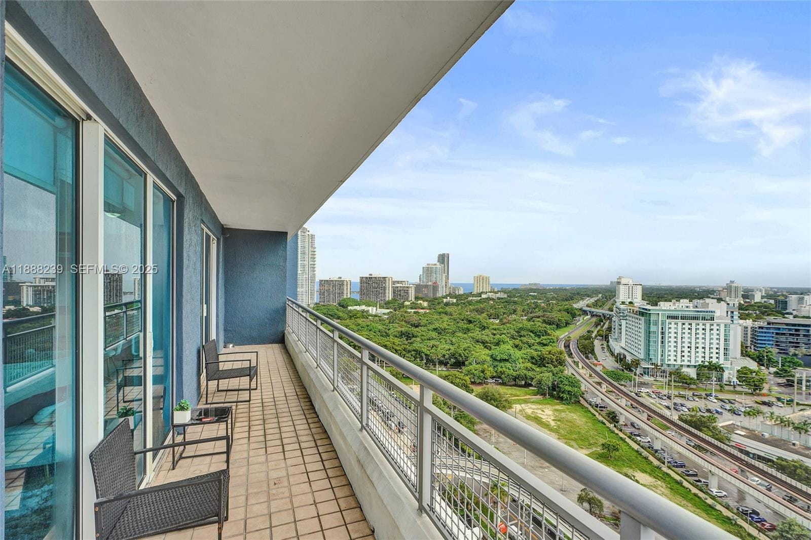 1 bedroom home for sale at 60 13th, Miami, FL 33130 — $400,000