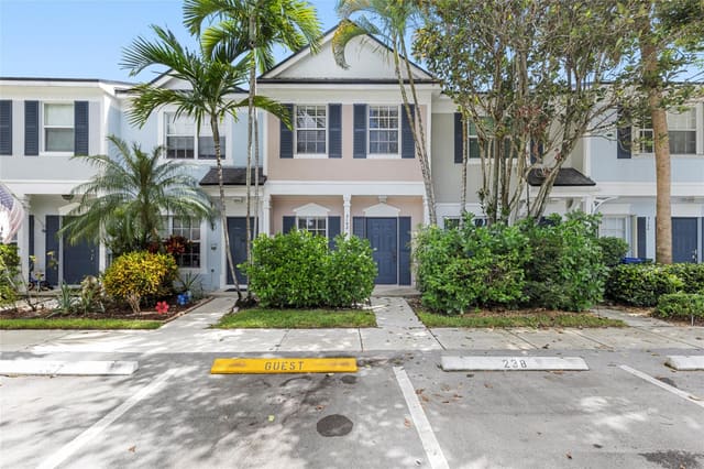 3192 Festival Drive 238, sold in Fiesta, Margate, FL
