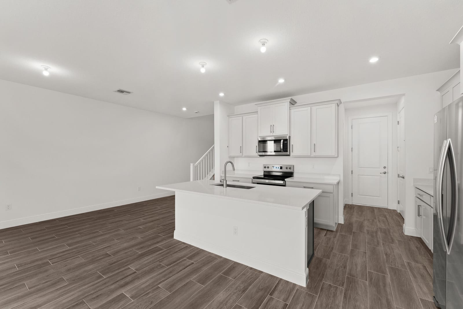 3574 NW Solange Court — photo 3