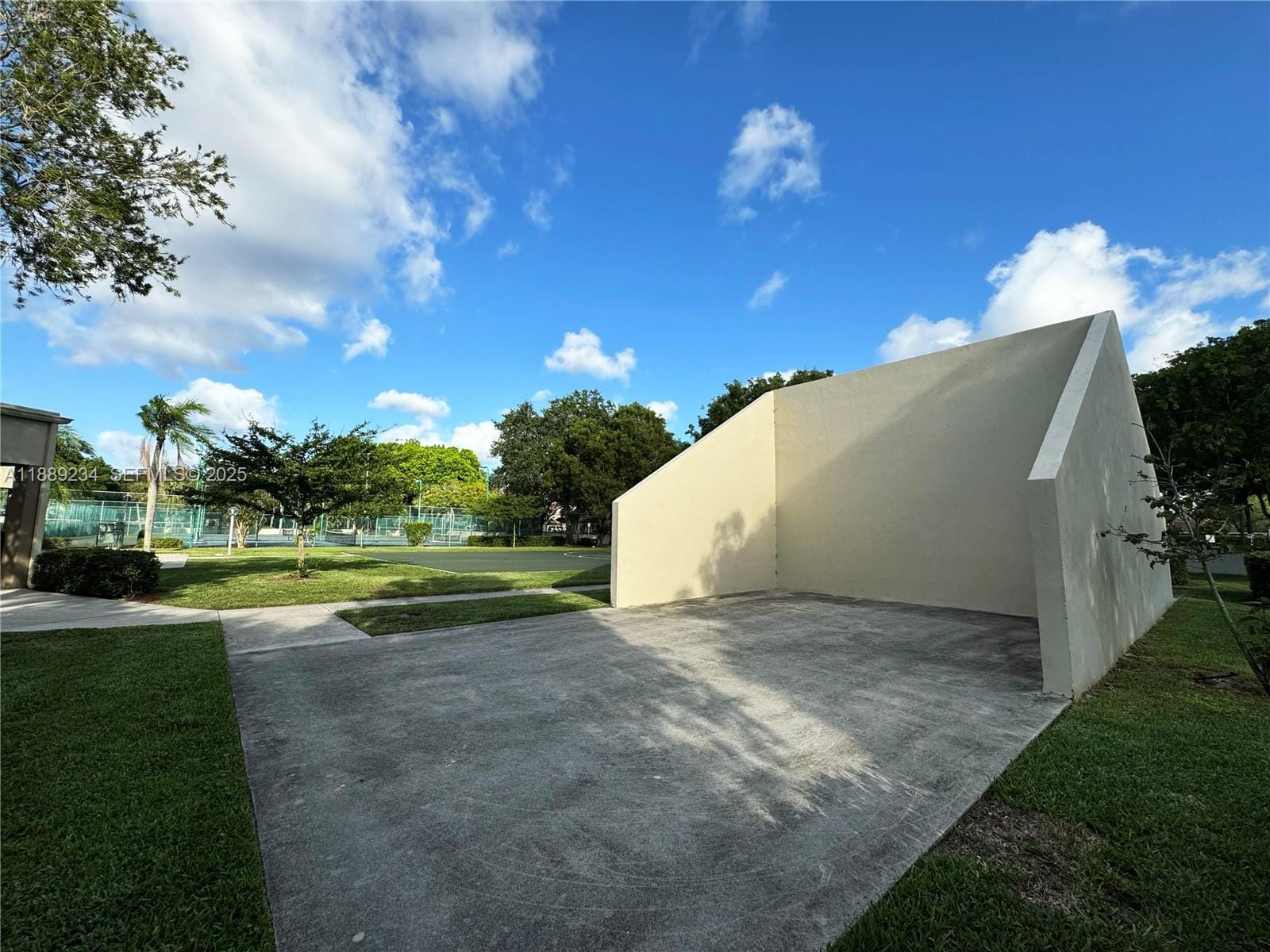 301 Gardens Drive 102, Pompano Beach, FL 33069 photo 25