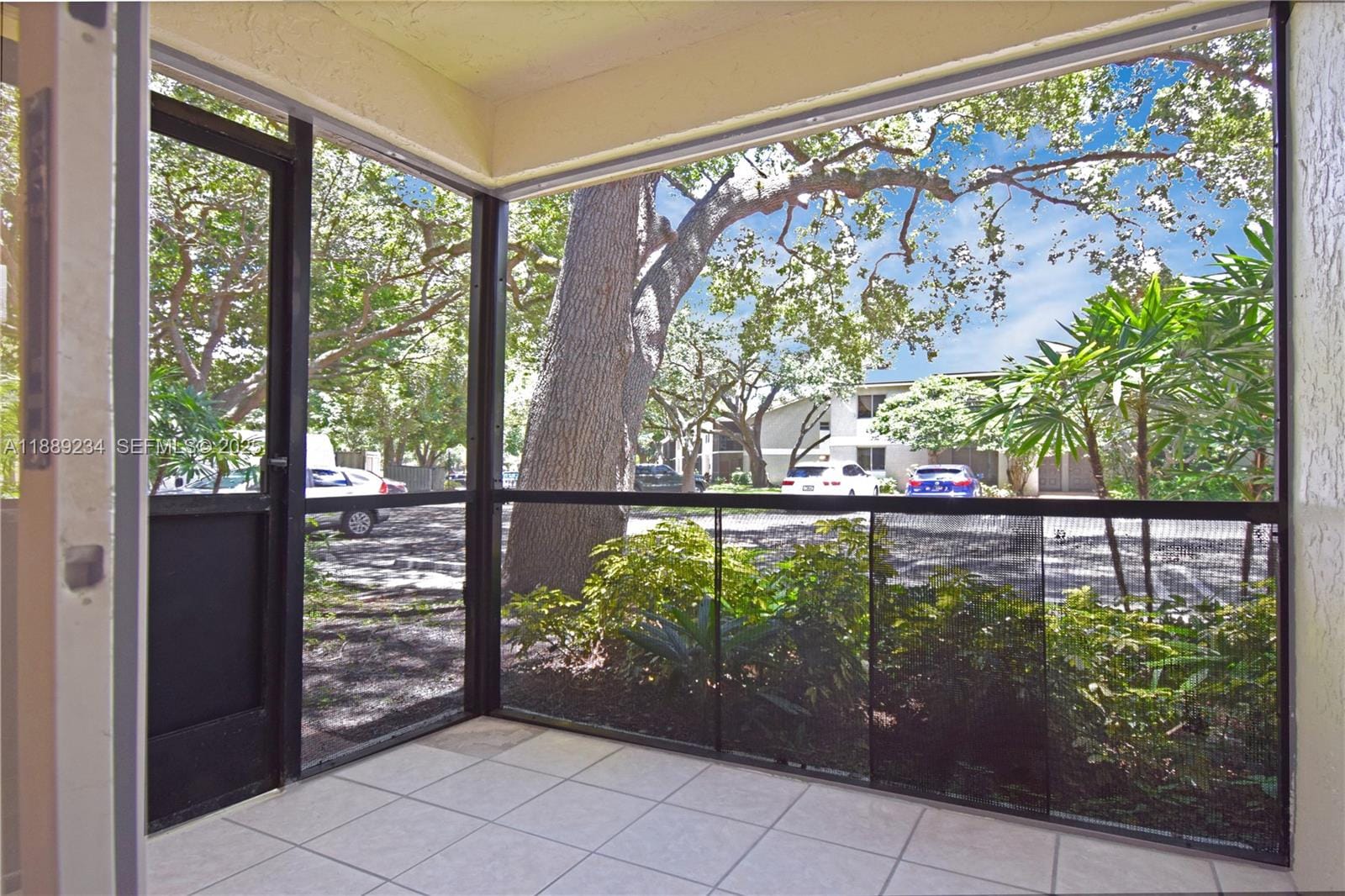 301 Gardens Drive 102 — photo 5