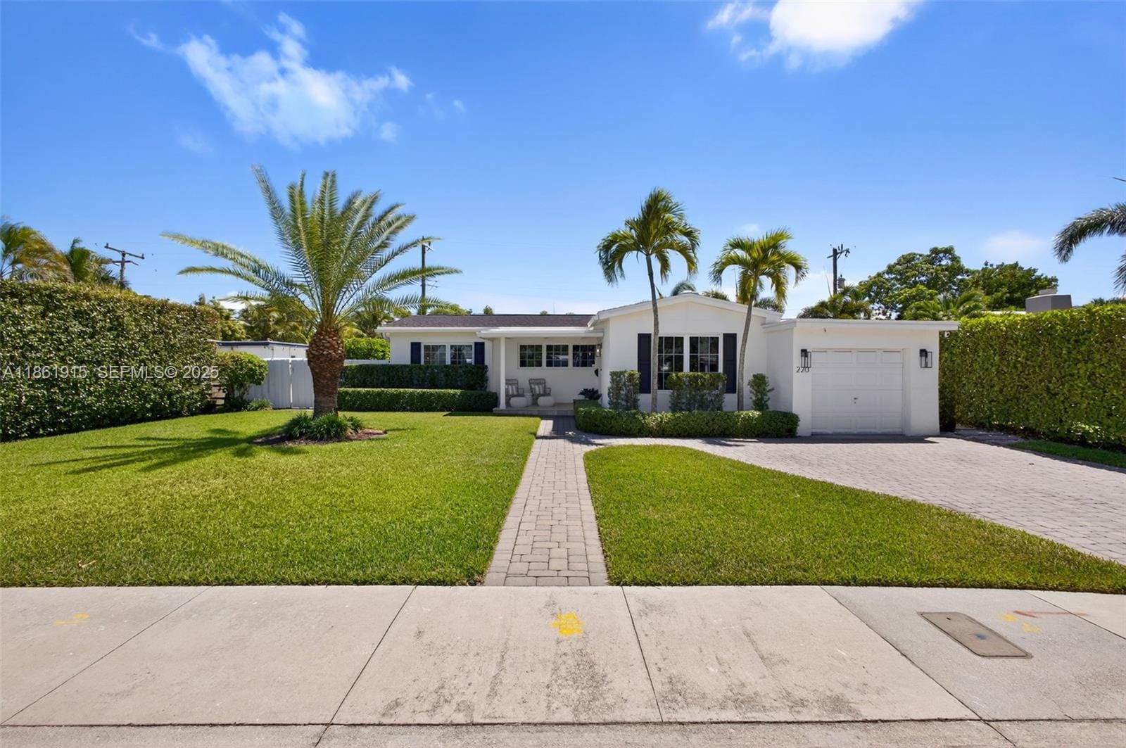 220 Rutland Boulevard, West Palm Beach, FL 33405 photo 2