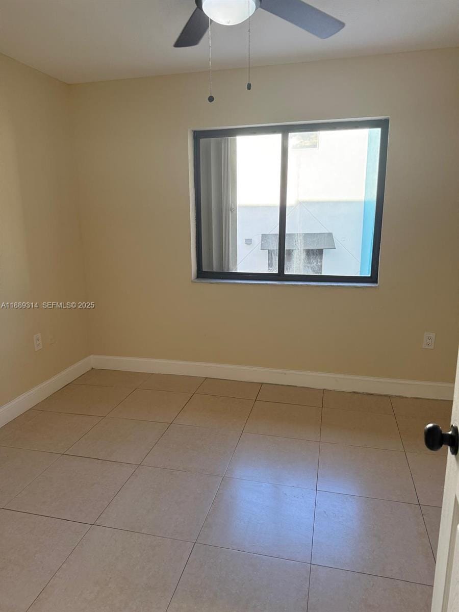 2310 W 60th Street 7-G — photo 3