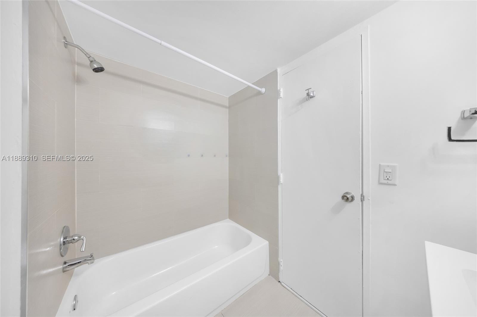 4480 NW 79th Avenue 2G, Doral, FL 33166 photo 14