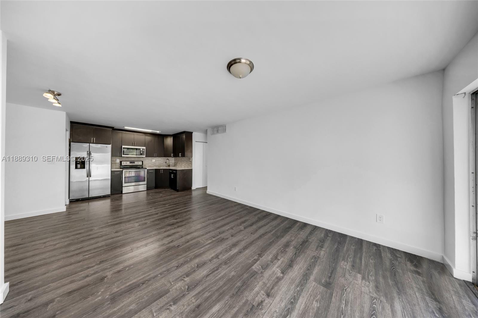 4480 NW 79th Avenue 2G, Doral, FL 33166 photo 8