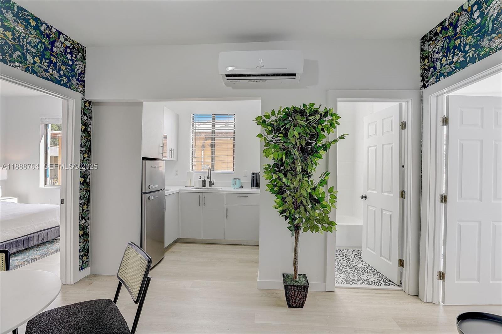 1553 SW 7th Street, Miami, FL 33135 photo 8
