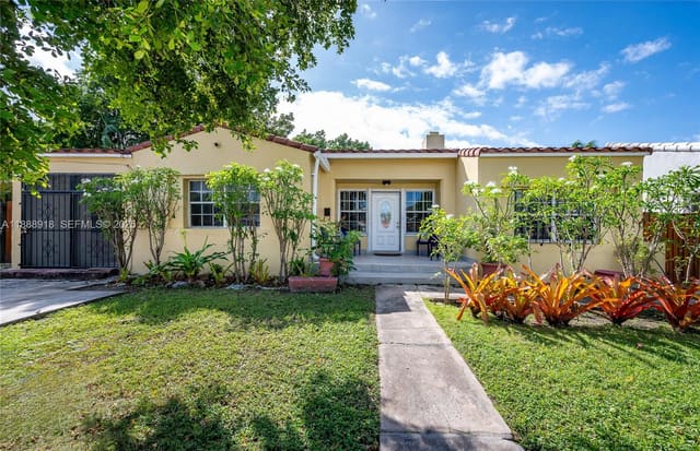 862 NE 82nd Street, sold in Shorecrest, Miami, FL