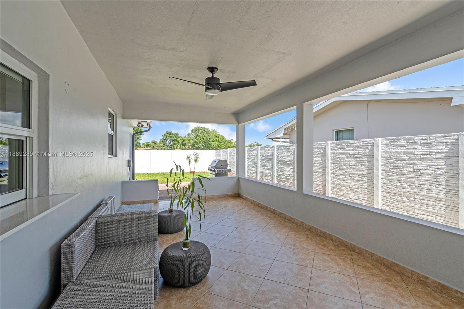 1621 NW 85th Way, Pembroke Pines, FL 33024 photo 20