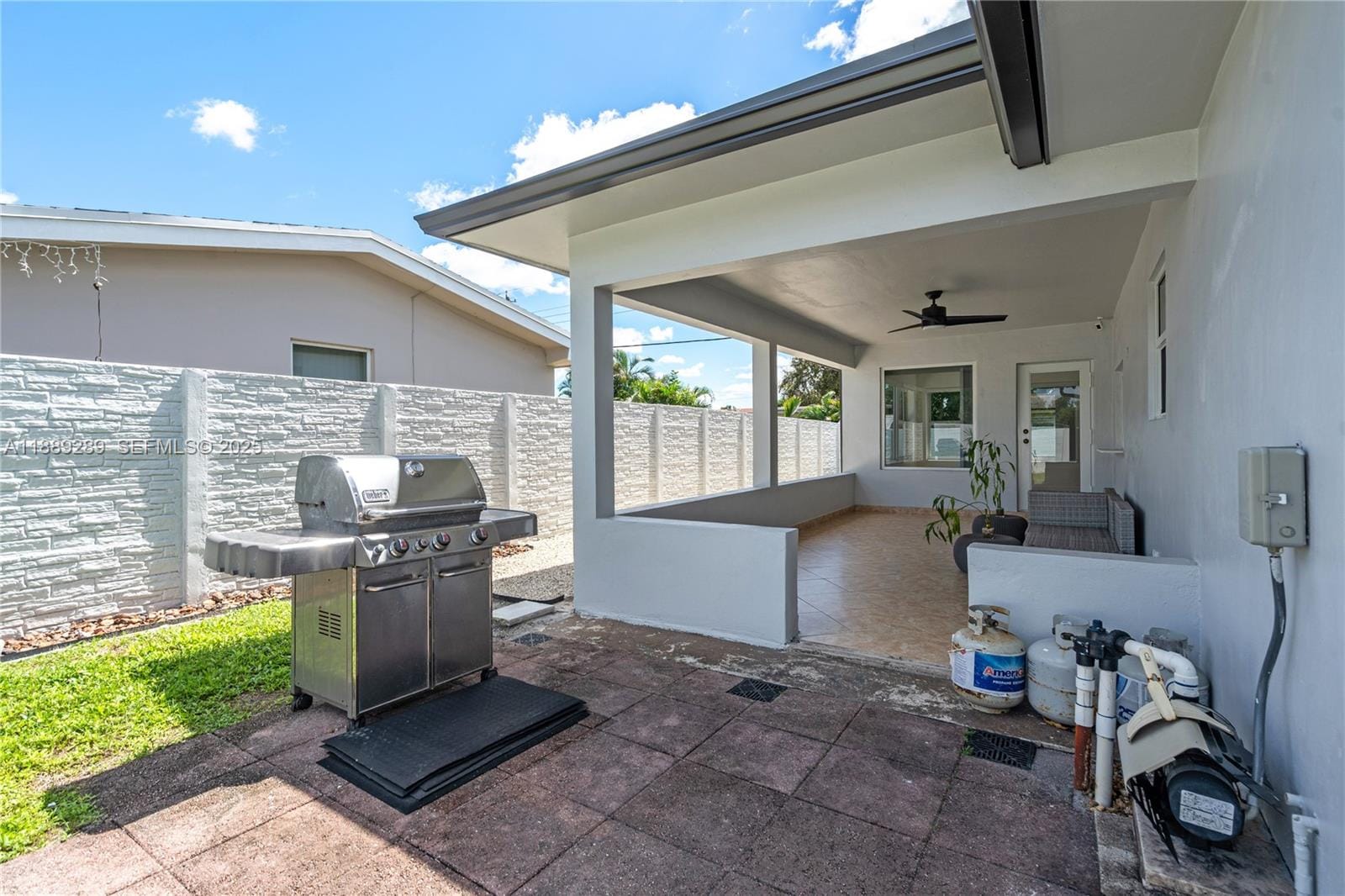 1621 NW 85th Way, Pembroke Pines, FL 33024 photo 22