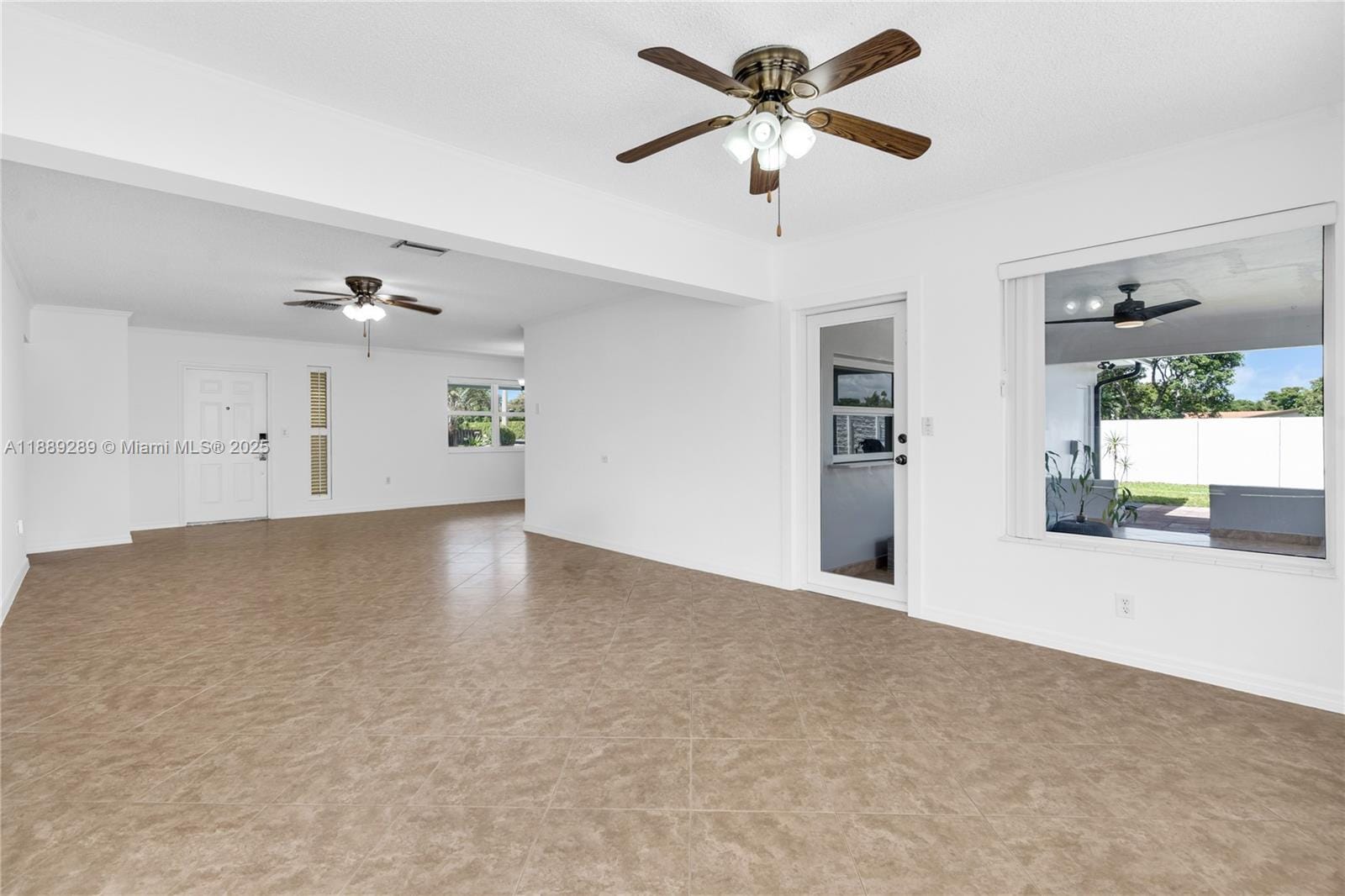 1621 NW 85th Way, Pembroke Pines, FL 33024 photo 7