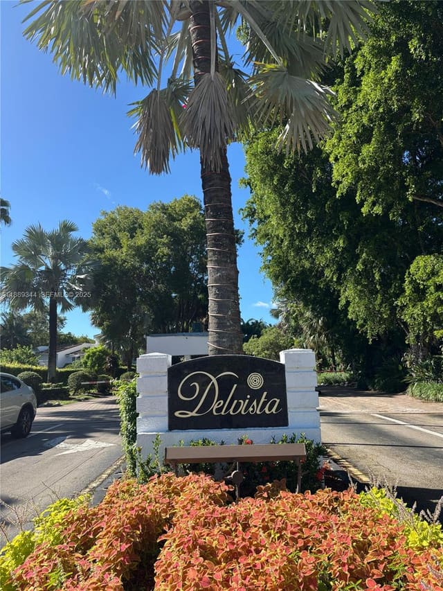 20225 NE 34th Court 913, Aventura, FL 33180