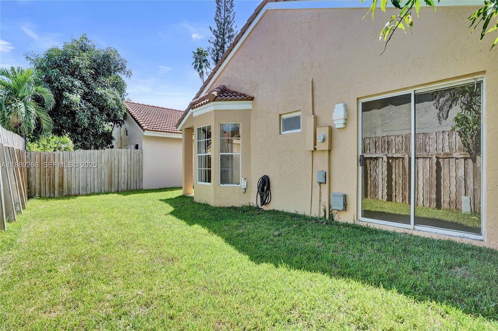 1405 Seagrape Circle, Weston, FL 33326 photo 17