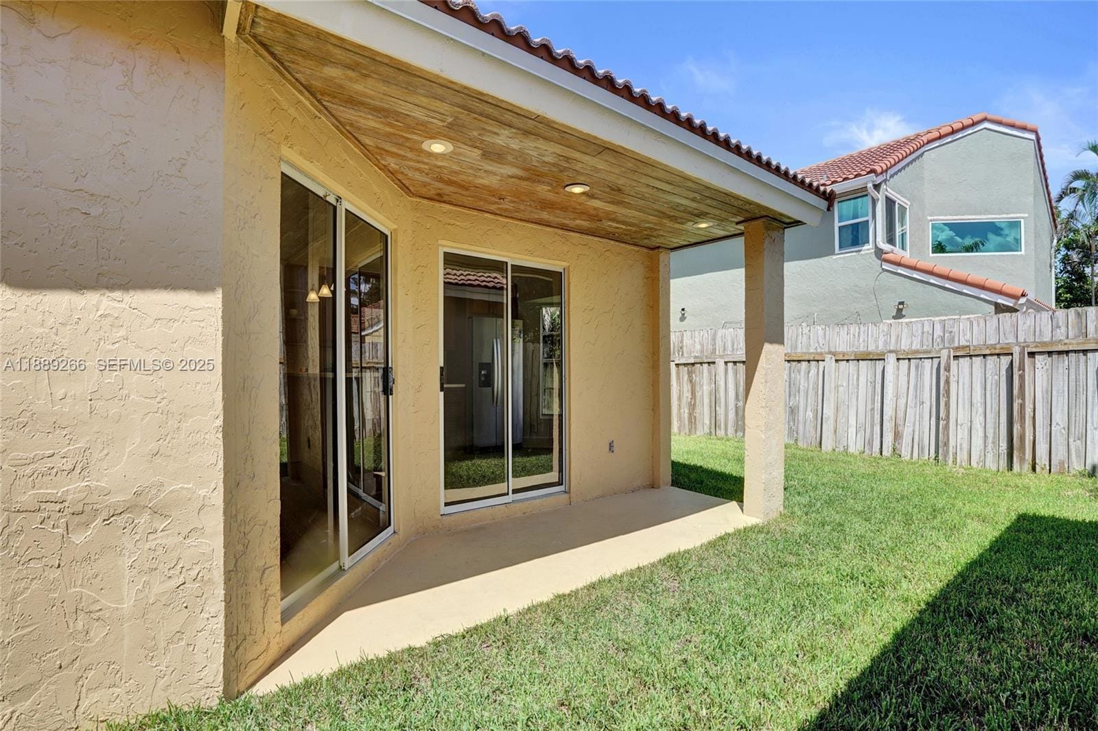 1405 Seagrape Circle, Weston, FL 33326 photo 20