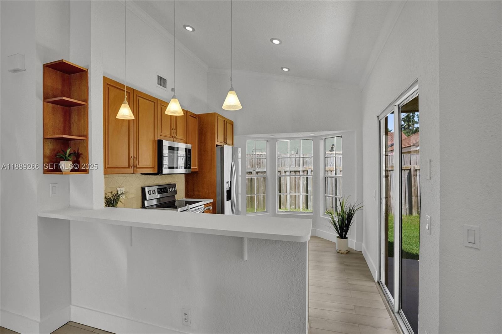 1405 Seagrape Circle — photo 7