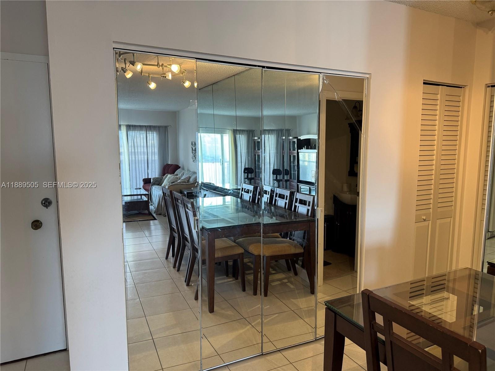 1985 S Ocean Drive 15A — photo 12
