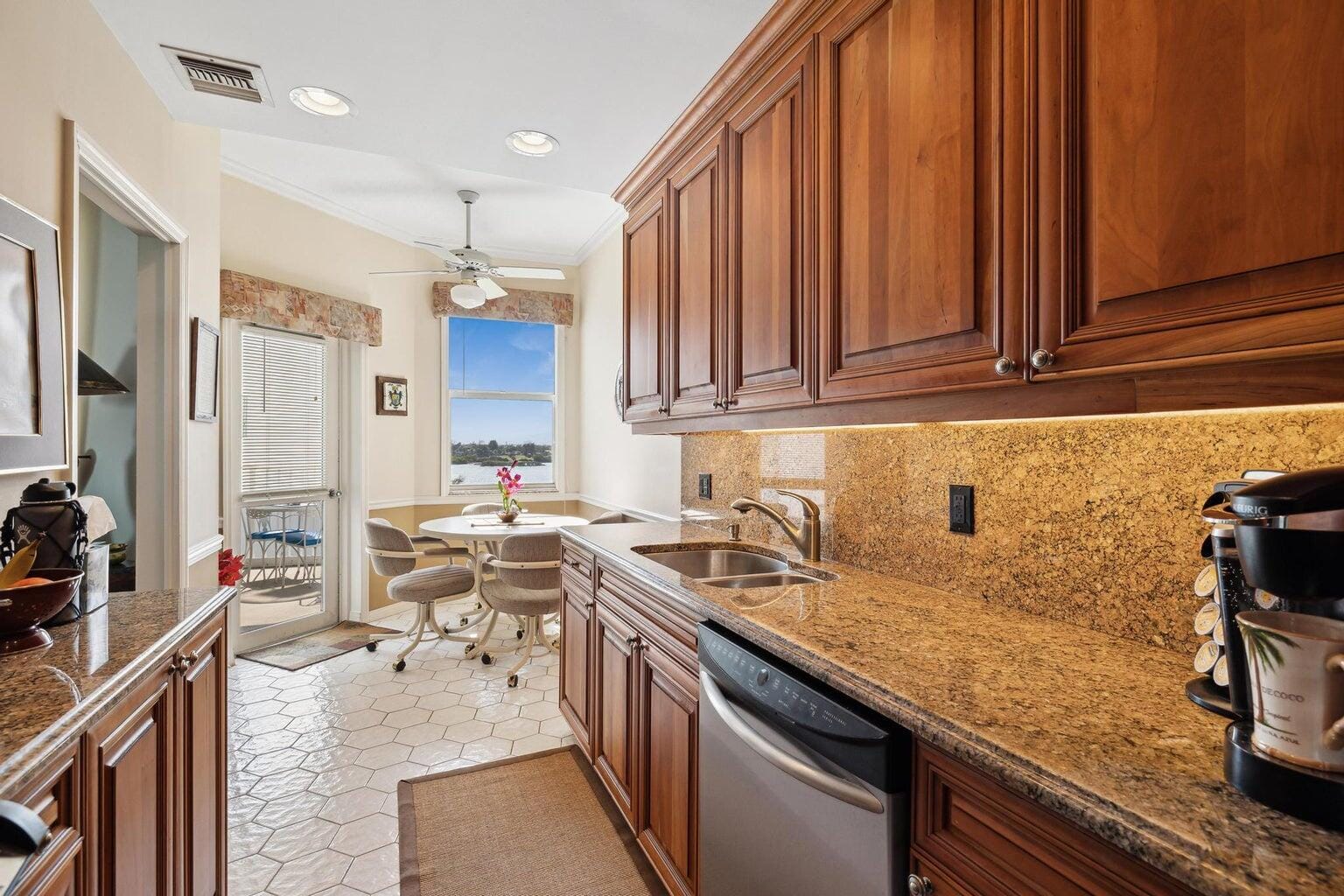 2860 S Ocean Boulevard 602 — photo 3