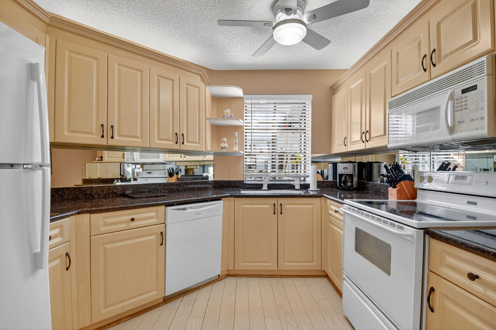 5135 Floria Drive C, Boynton Beach, FL 33437 photo 16