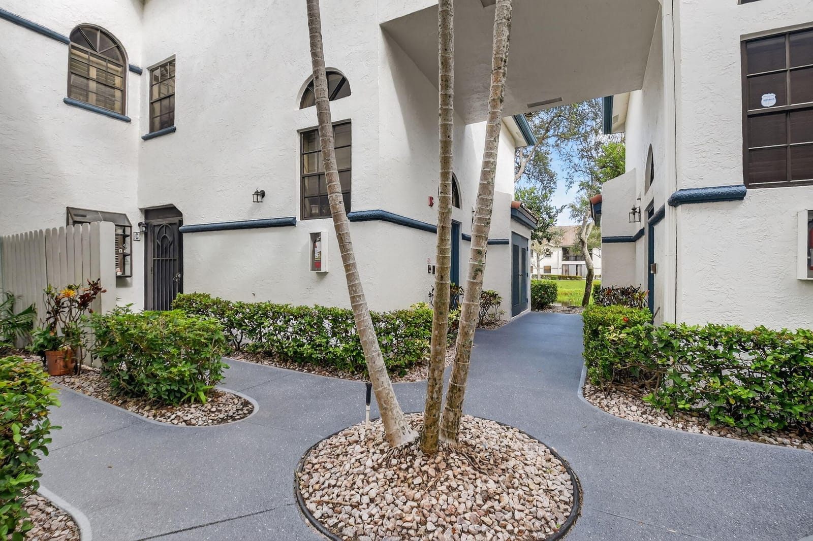 5135 Floria Drive C, Boynton Beach, FL 33437 photo 3