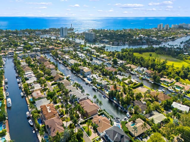 2228 NE 26th Street, sold in Hillsboro Isles 29 4 B, Lighthouse Point, FL