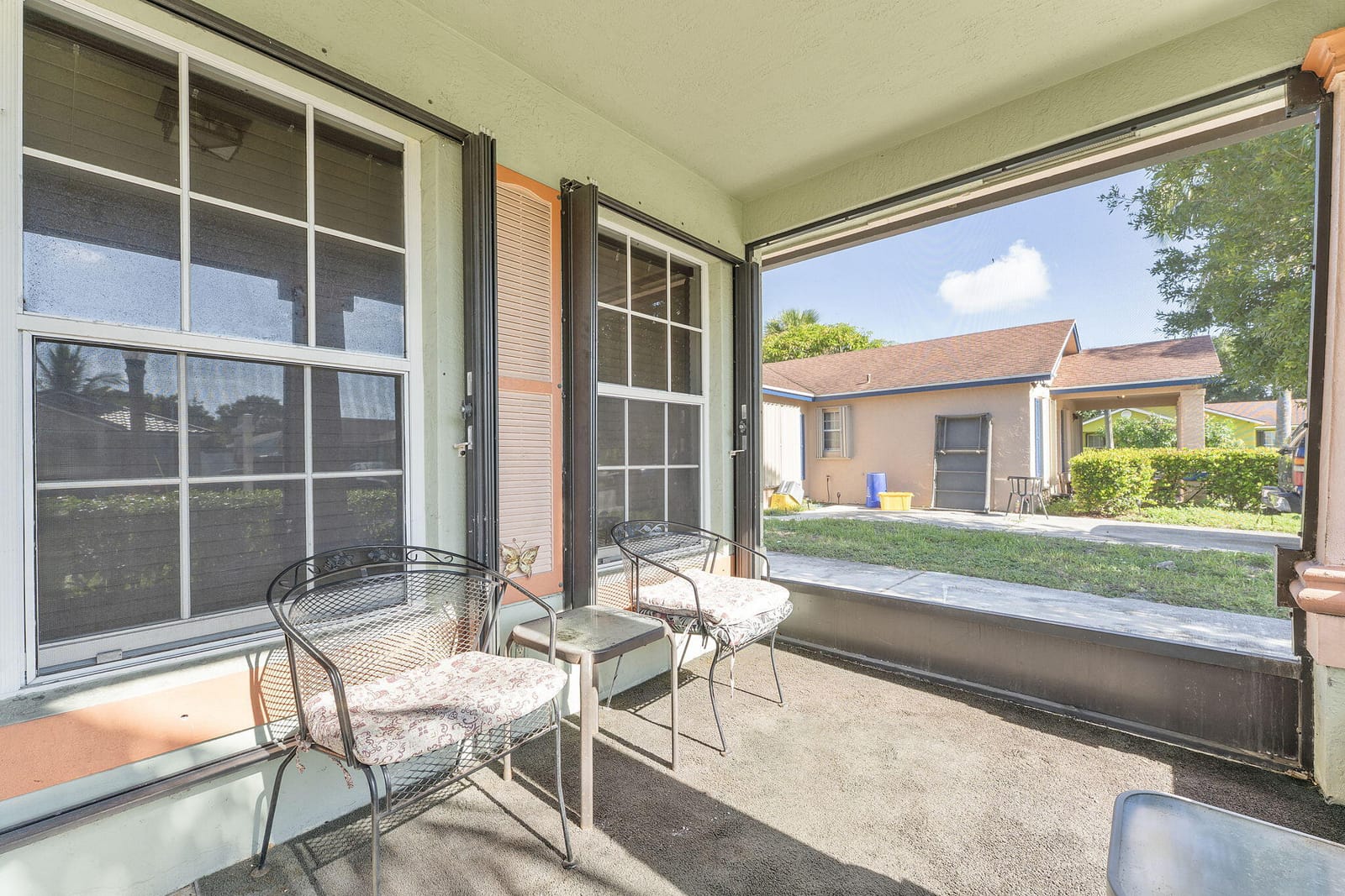 1135 Freshwater Lakes Drive — photo 2
