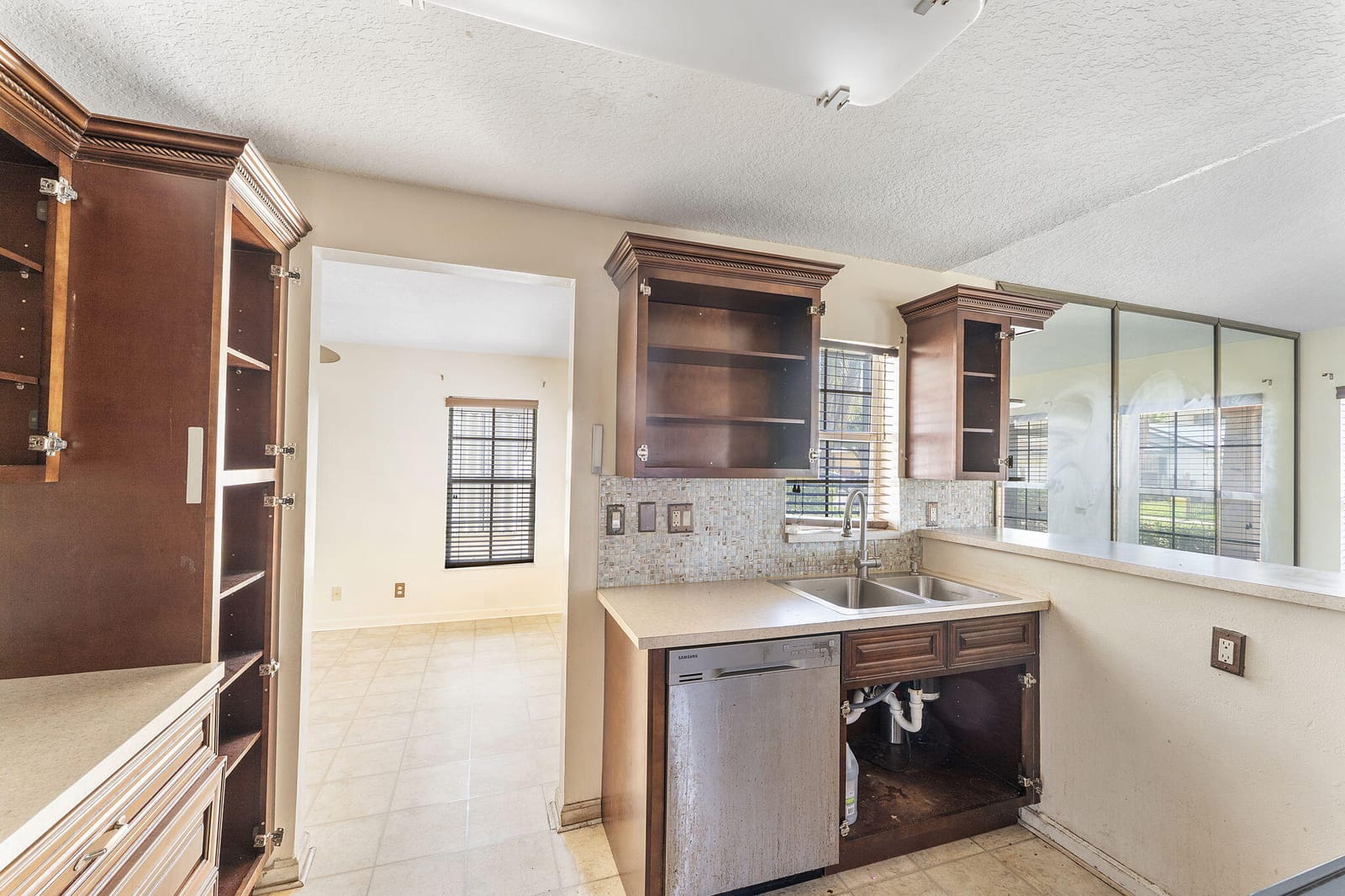 1135 Freshwater Lakes Drive — photo 8