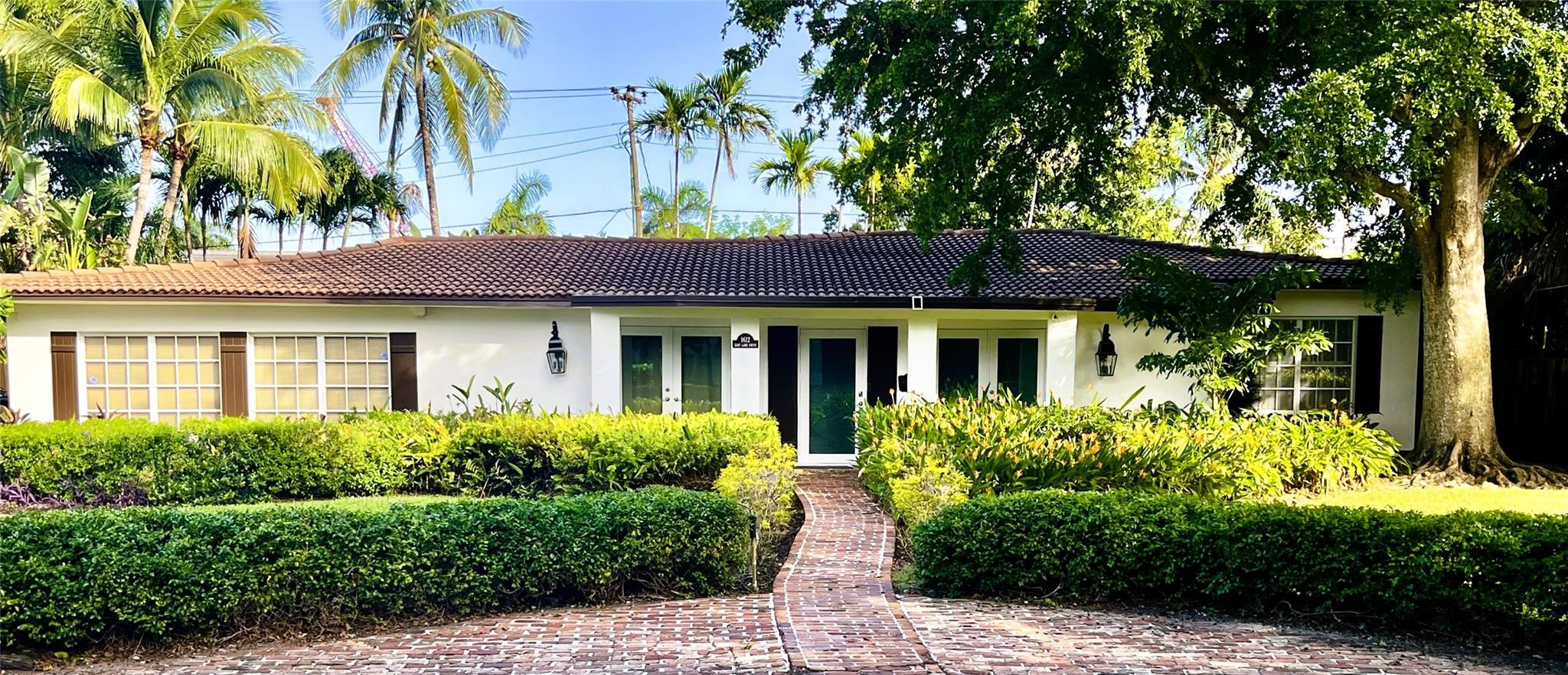 1612 E Lake Drive, Fort Lauderdale, FL 33316, Fort Lauderdale