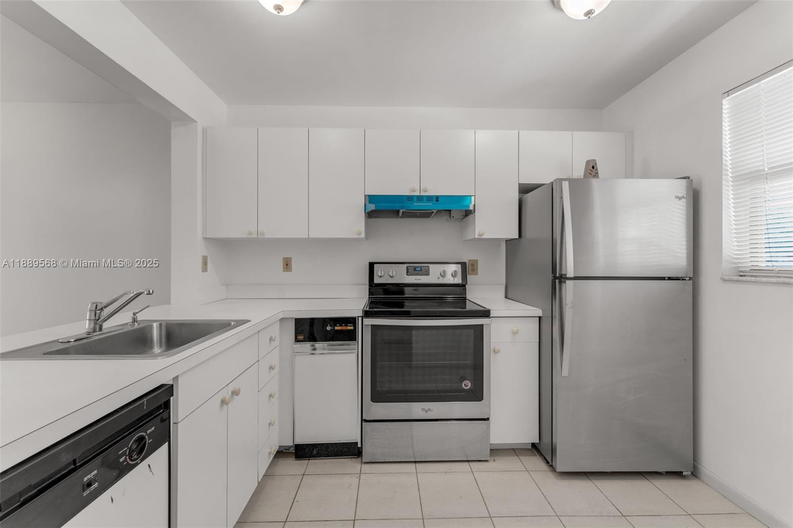 14859 SW 104th Street 8-203 — photo 9