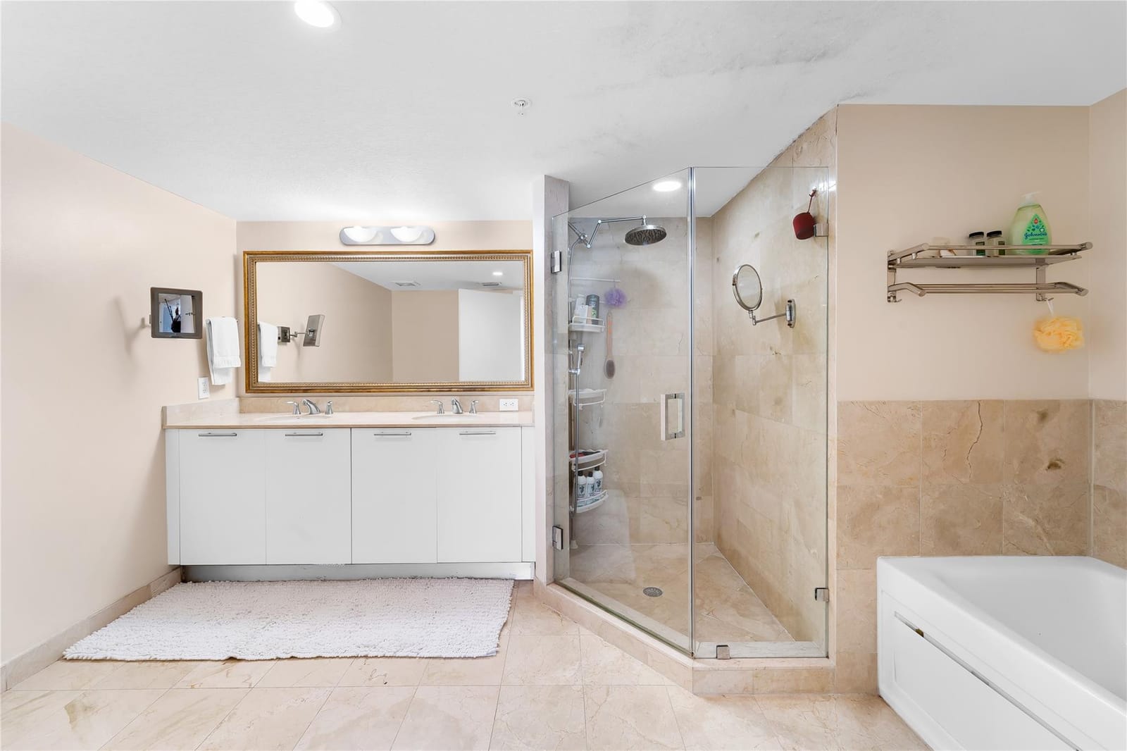 1800 N Bayshore Drive 2914 — photo 8