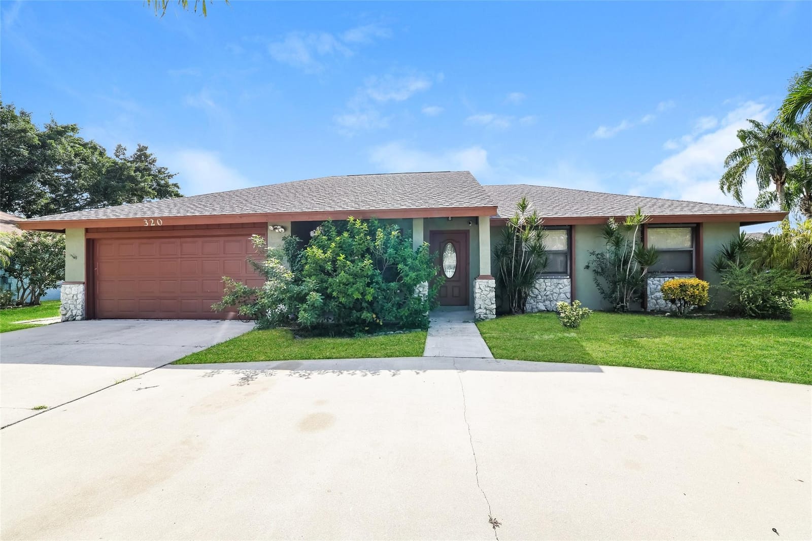 320 Sandpiper Avenue, West Palm Beach, FL 33411