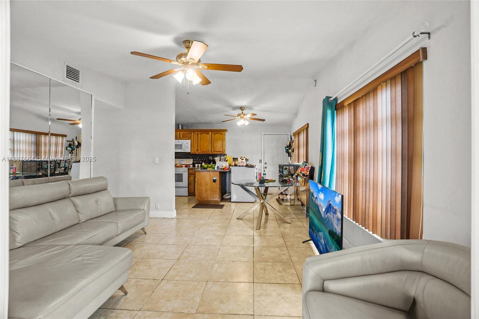 11620 Lincoln Boulevard — photo 3
