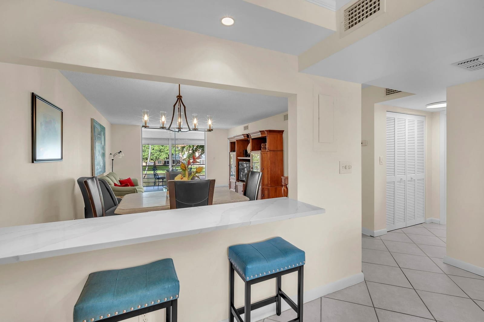 9301 Sunrise Lakes Boulevard 207 — photo 12