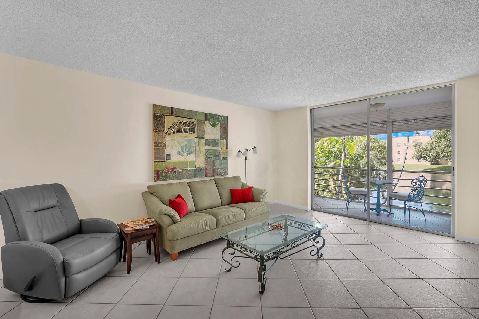 9301 Sunrise Lakes Boulevard 207, Sunrise, FL 33322 photo 16