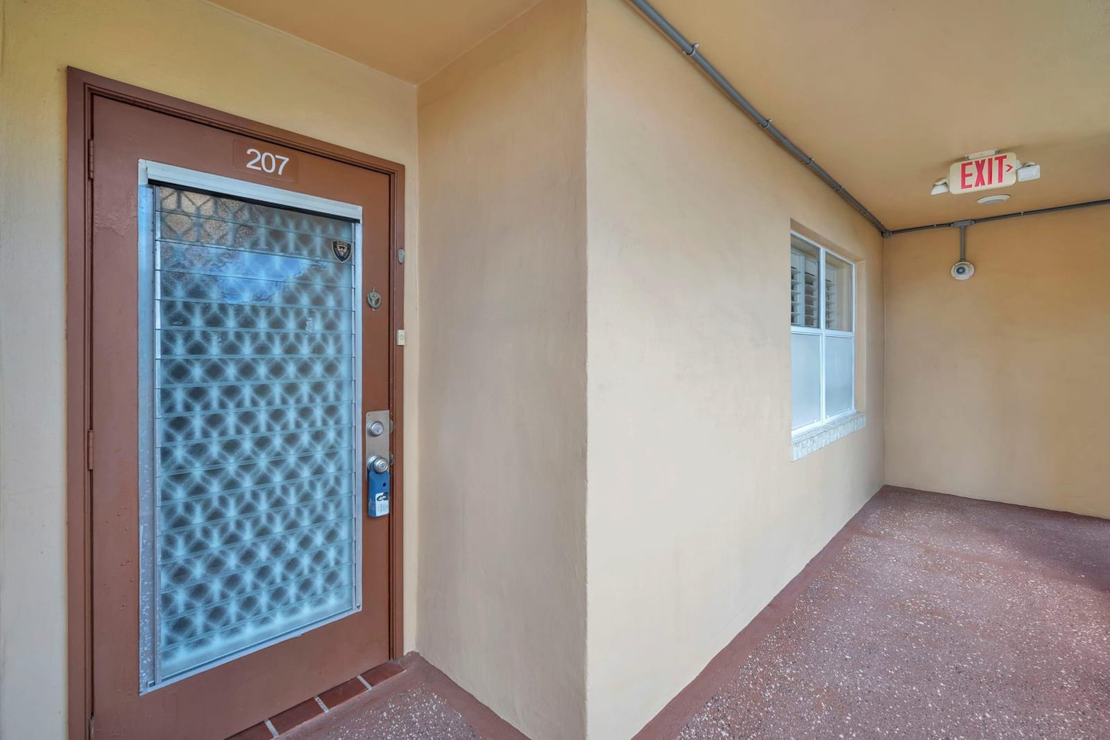 9301 Sunrise Lakes Boulevard 207 — photo 3