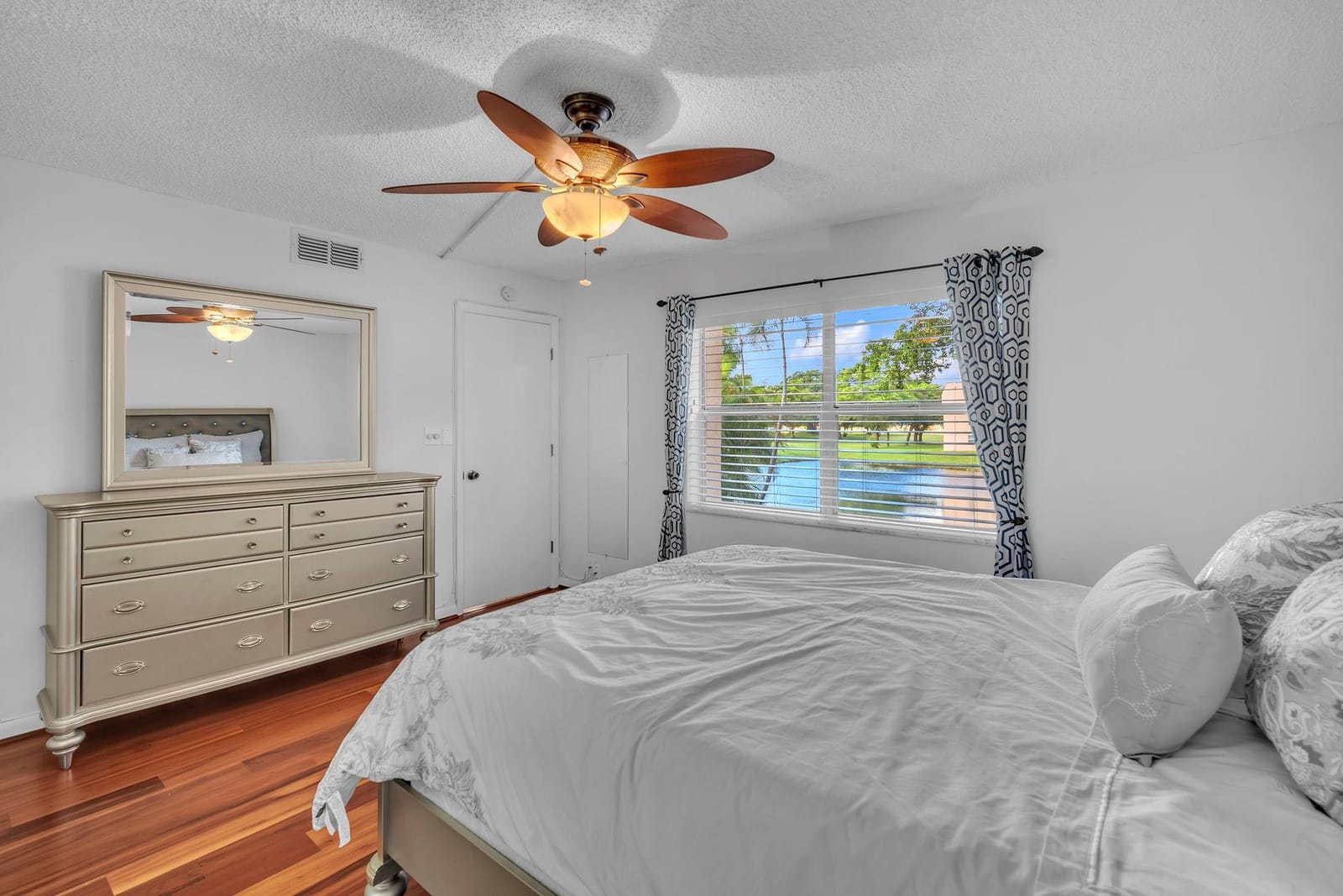 9301 Sunrise Lakes Boulevard 207, Sunrise, FL 33322 photo 21