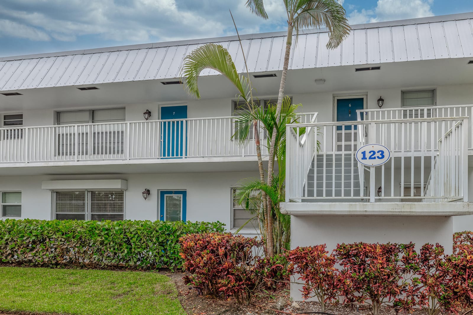 2929 SE Ocean Boulevard 123-2, Stuart, FL 34996