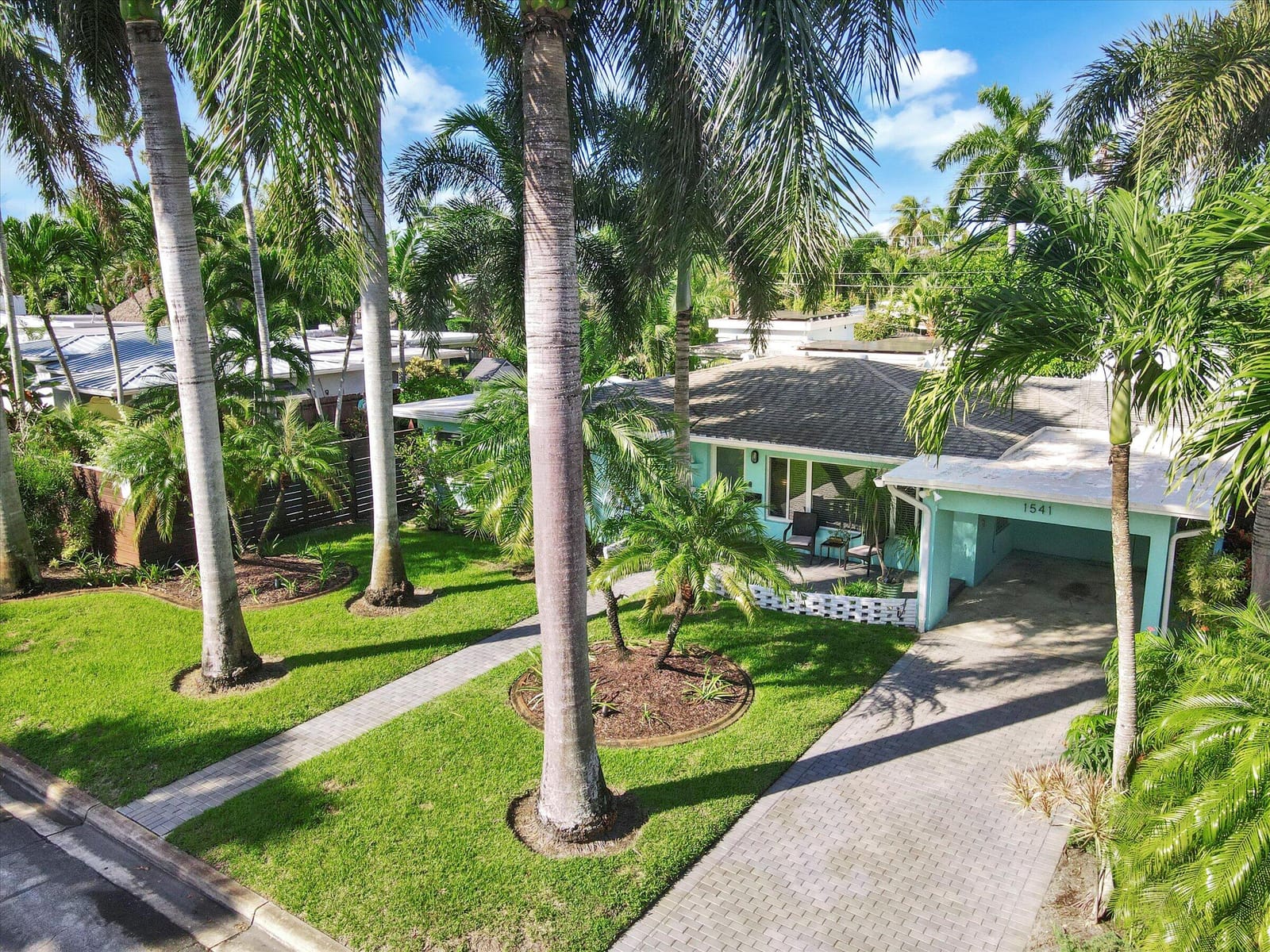 1541 NE 16th Terrace, Fort Lauderdale, FL 33304 photo 2