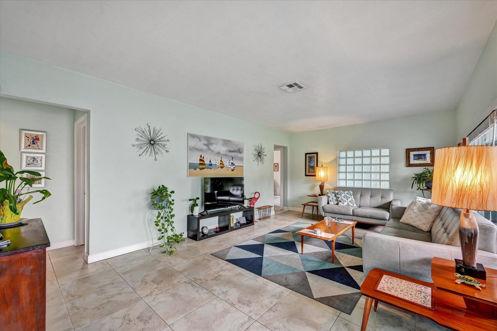 1541 NE 16th Terrace, Fort Lauderdale, FL 33304 photo 8