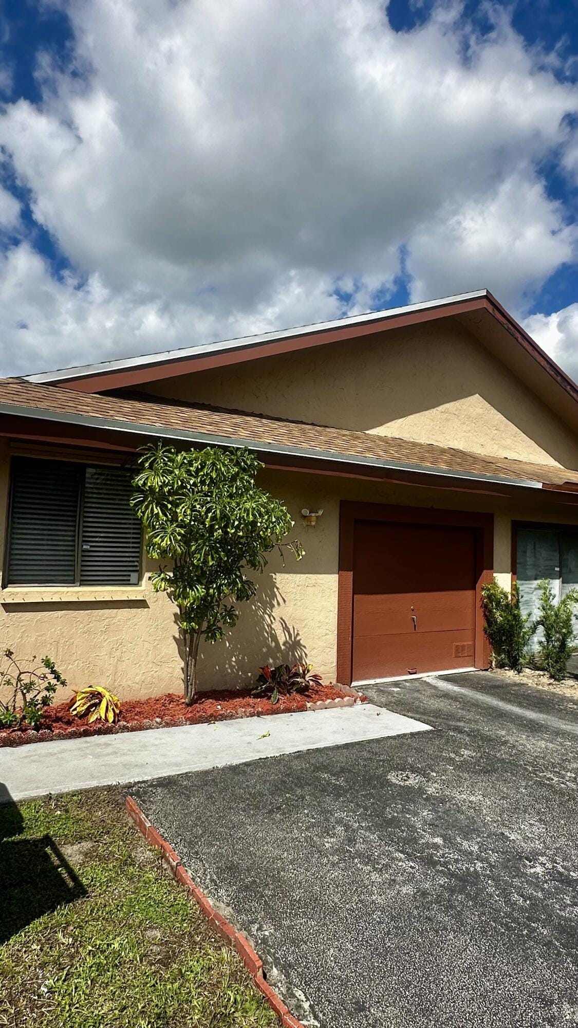 6515 Harbour Road, North Lauderdale, FL 33068 photo 3