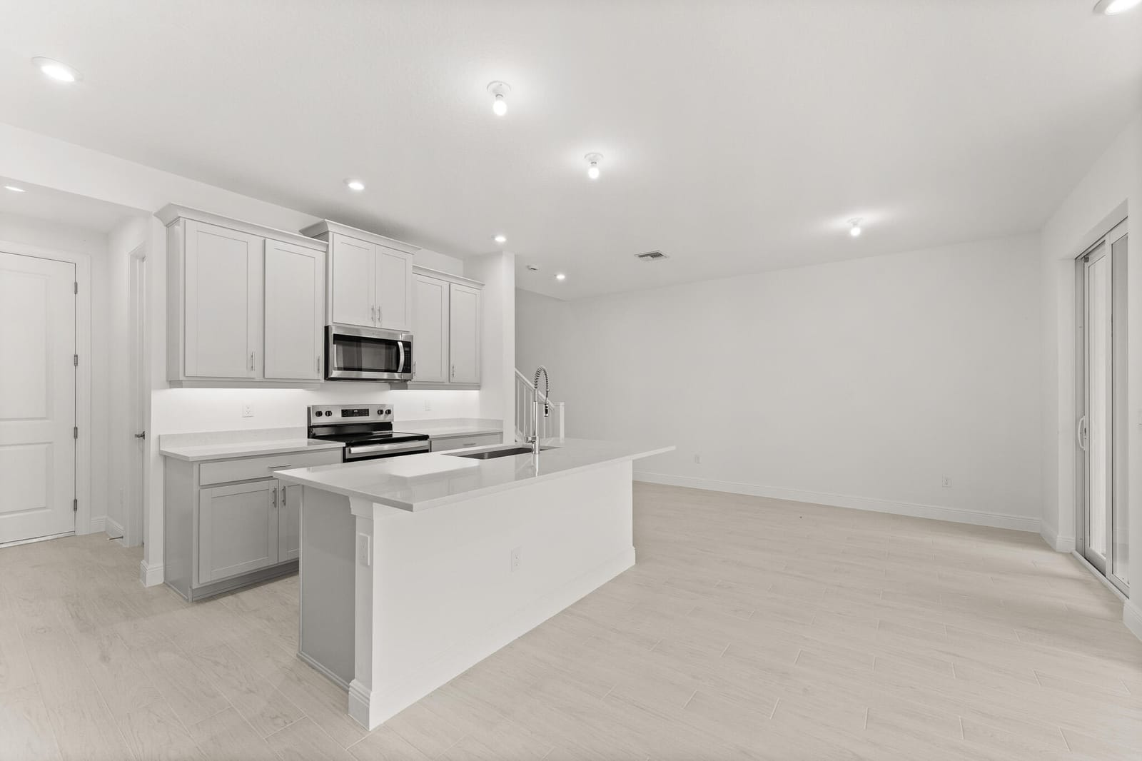 3578 NW Solange Court — photo 3