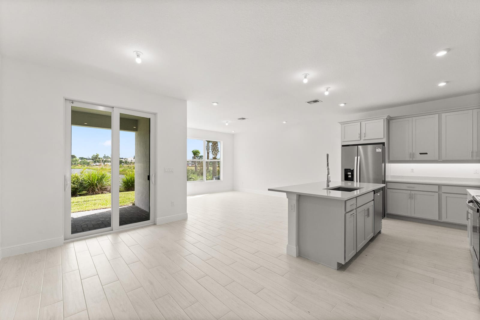 3578 NW Solange Court — photo 4