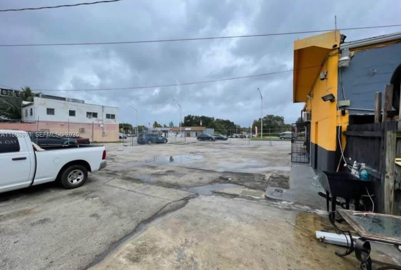 1550 NW 79th Street — photo 6
