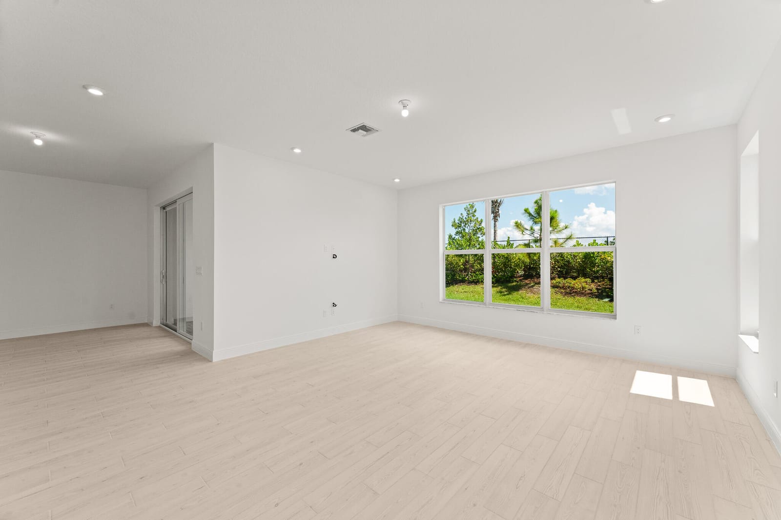 3495 NW Solange Court — photo 5