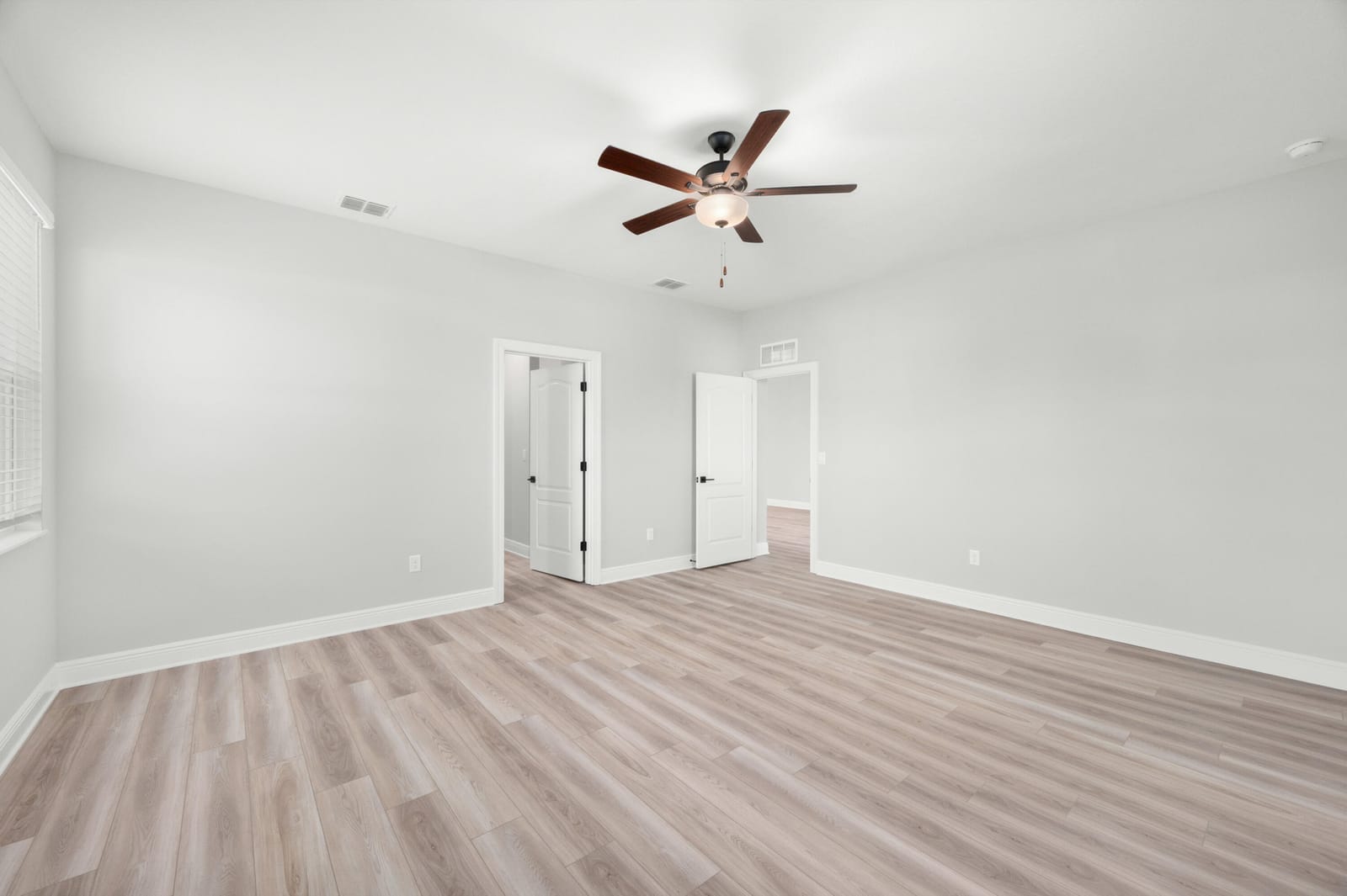 392 SW Paw Court — photo 10